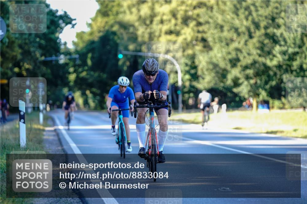 07.09.2025 - 19. Norderstedt Triathlon Michael Burmester http://msf.ph/oto/8833084 07.09.2025 16:30:21 Radfahren 371, 1454 meine-sportfotos.de