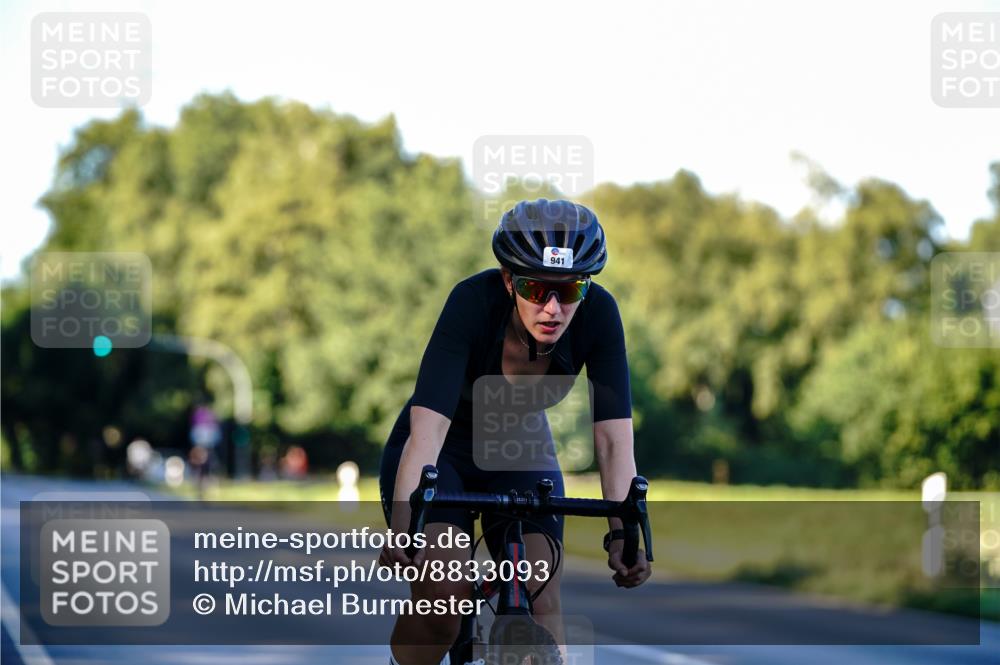 07.09.2025 - 19. Norderstedt Triathlon Michael Burmester http://msf.ph/oto/8833093 07.09.2025 16:30:30 Radfahren 941 meine-sportfotos.de