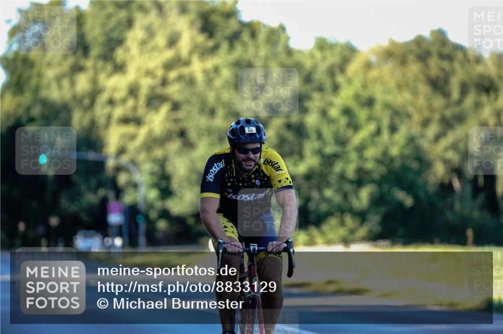 07.09.2025 - 19. Norderstedt Triathlon Michael Burmester http://msf.ph/oto/8833129 07.09.2025 16:34:23 Radfahren 935 meine-sportfotos.de