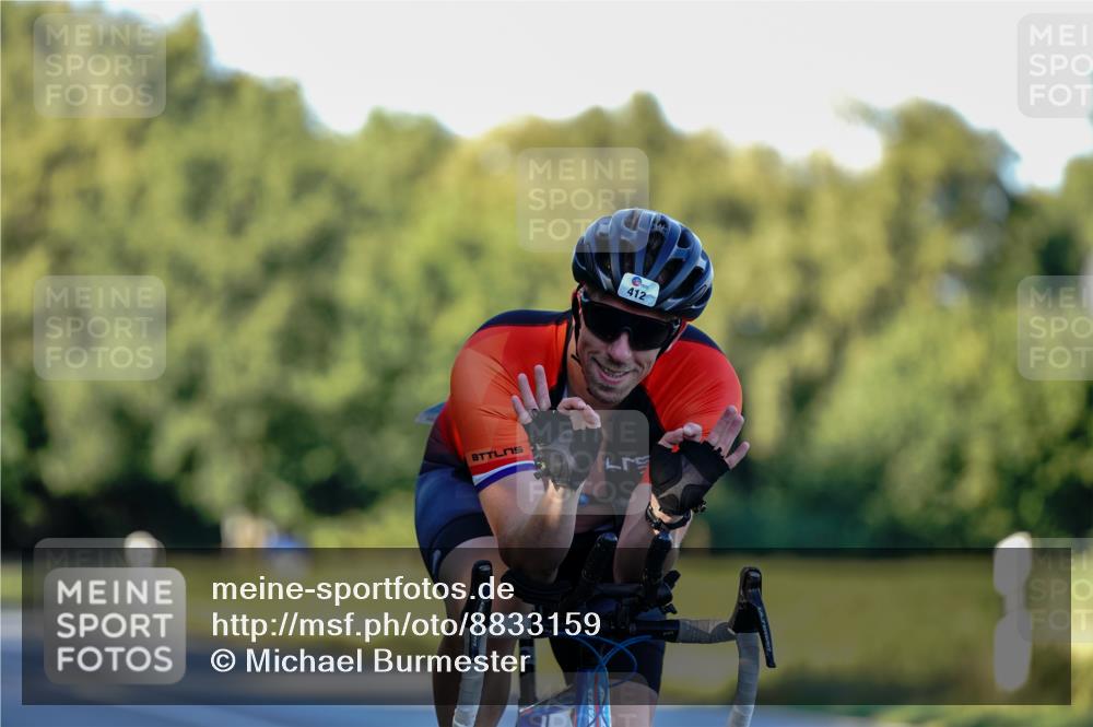 07.09.2025 - 19. Norderstedt Triathlon Michael Burmester http://msf.ph/oto/8833159 07.09.2025 16:36:34 Radfahren 412 meine-sportfotos.de