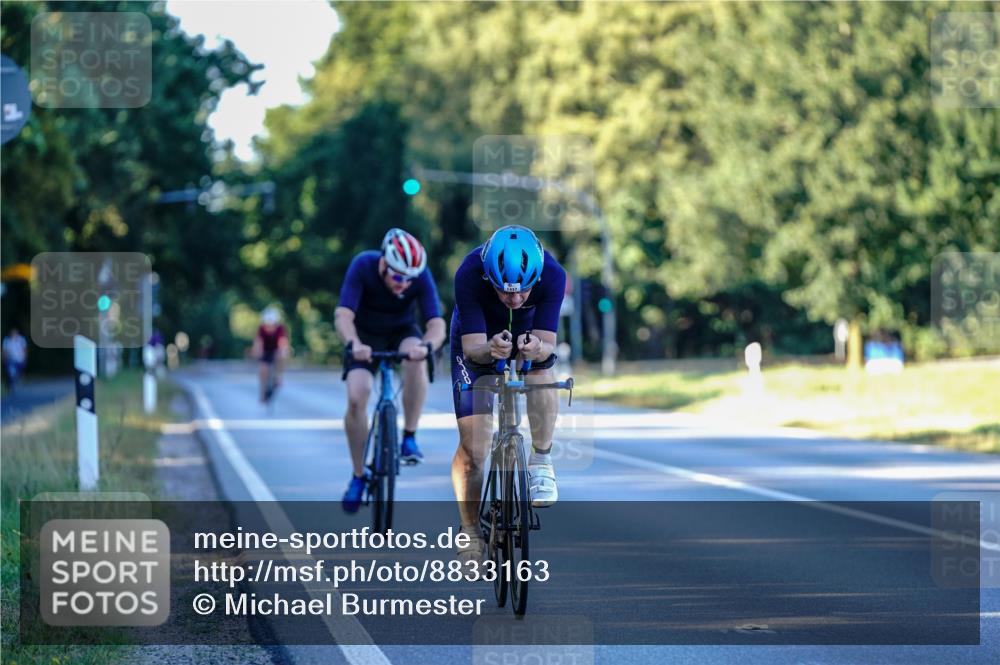 07.09.2025 - 19. Norderstedt Triathlon Michael Burmester http://msf.ph/oto/8833163 07.09.2025 16:37:19 Radfahren 1437 meine-sportfotos.de