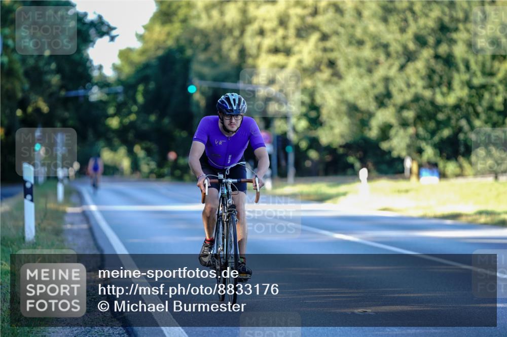 07.09.2025 - 19. Norderstedt Triathlon Michael Burmester http://msf.ph/oto/8833176 07.09.2025 16:37:44 Radfahren 1452 meine-sportfotos.de