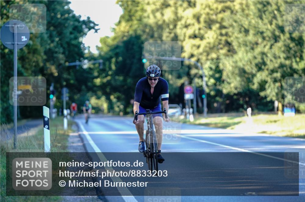 07.09.2025 - 19. Norderstedt Triathlon Michael Burmester http://msf.ph/oto/8833203 07.09.2025 16:40:04 Radfahren 1423, 1516 meine-sportfotos.de
