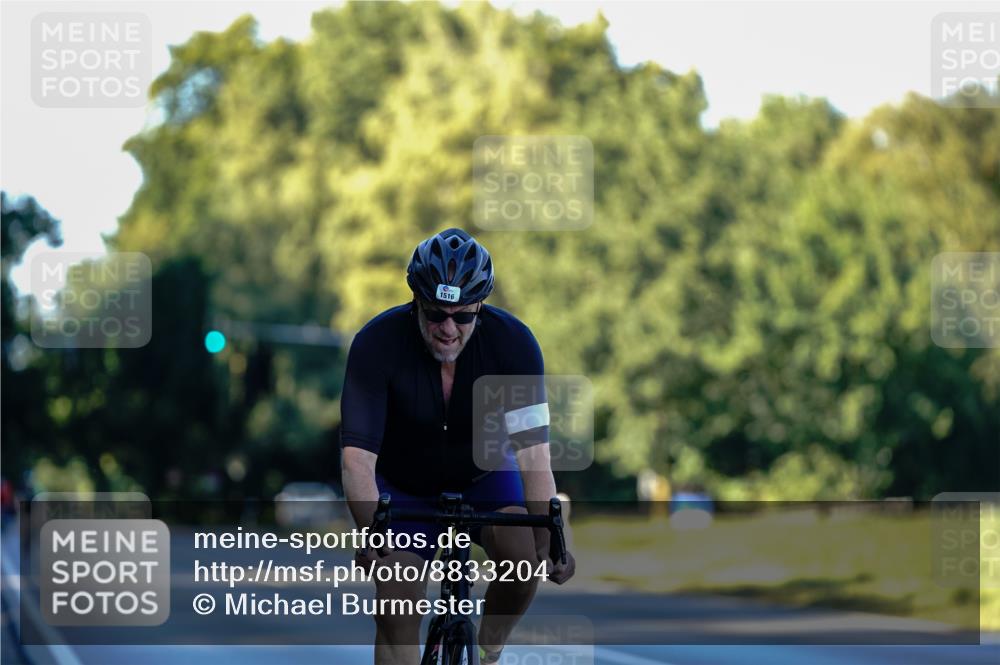 07.09.2025 - 19. Norderstedt Triathlon Michael Burmester http://msf.ph/oto/8833204 07.09.2025 16:40:05 Radfahren 1423, 1516 meine-sportfotos.de