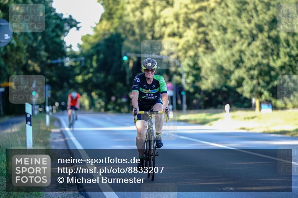07.09.2025 - 19. Norderstedt Triathlon Michael Burmester http://msf.ph/oto/8833207 07.09.2025 16:40:17 Radfahren 1547 meine-sportfotos.de