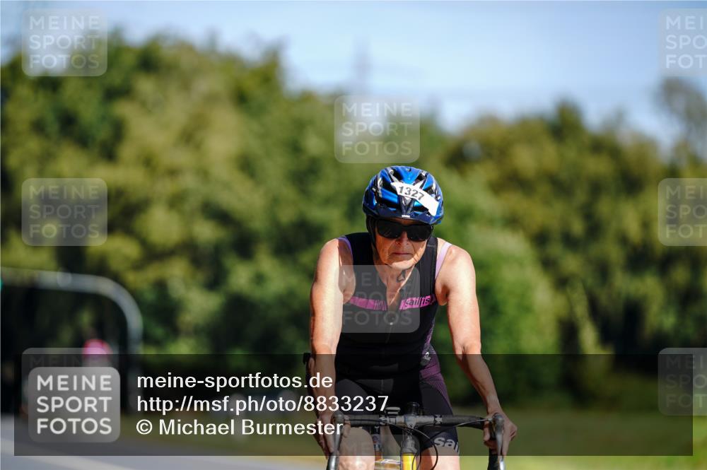 07.09.2025 - 19. Norderstedt Triathlon Michael Burmester http://msf.ph/oto/8833237 07.09.2025 11:44:36 Radfahren 152, 1327 meine-sportfotos.de