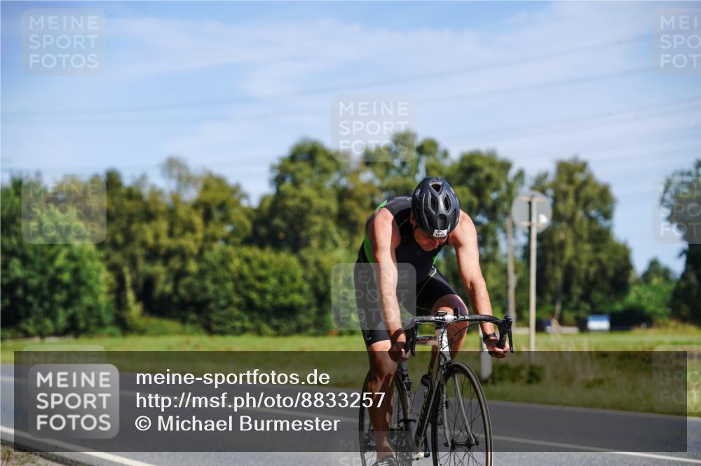 07.09.2025 - 19. Norderstedt Triathlon Michael Burmester http://msf.ph/oto/8833257 07.09.2025 11:45:10 Radfahren 1217 meine-sportfotos.de