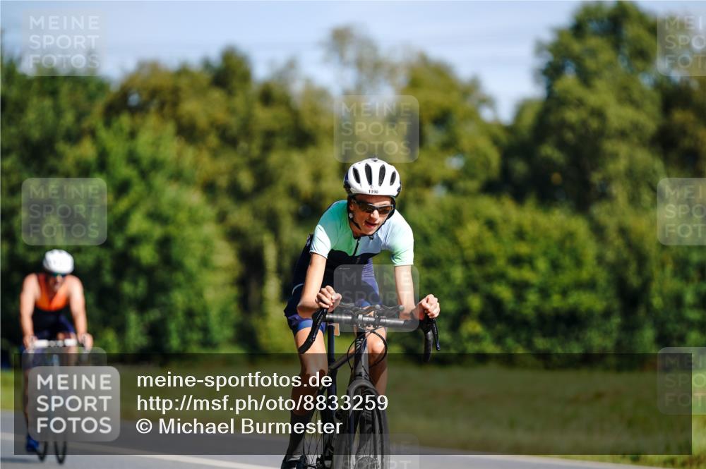 07.09.2025 - 19. Norderstedt Triathlon Michael Burmester http://msf.ph/oto/8833259 07.09.2025 11:45:27 Radfahren 1190, 1365 meine-sportfotos.de