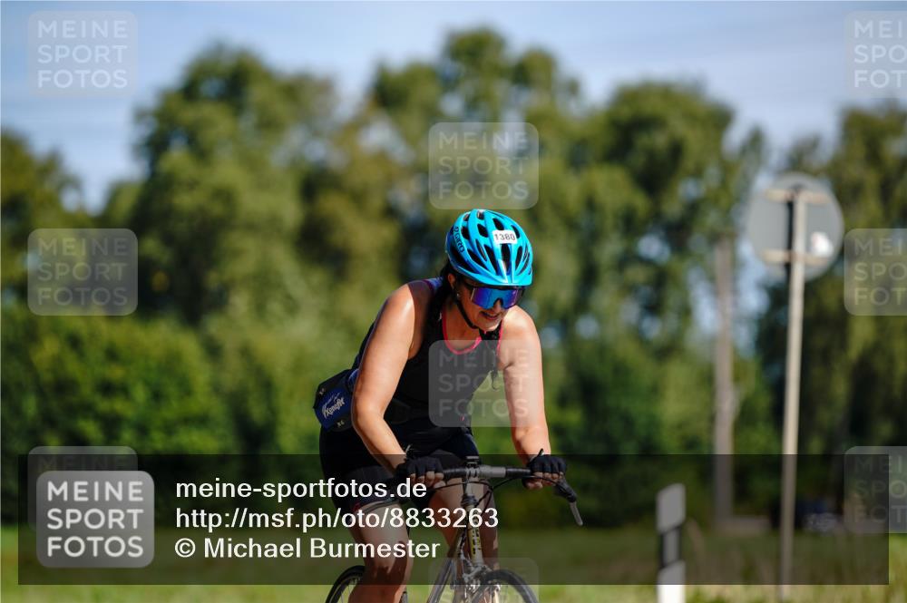 07.09.2025 - 19. Norderstedt Triathlon Michael Burmester http://msf.ph/oto/8833263 07.09.2025 11:45:34 Radfahren 1380 meine-sportfotos.de