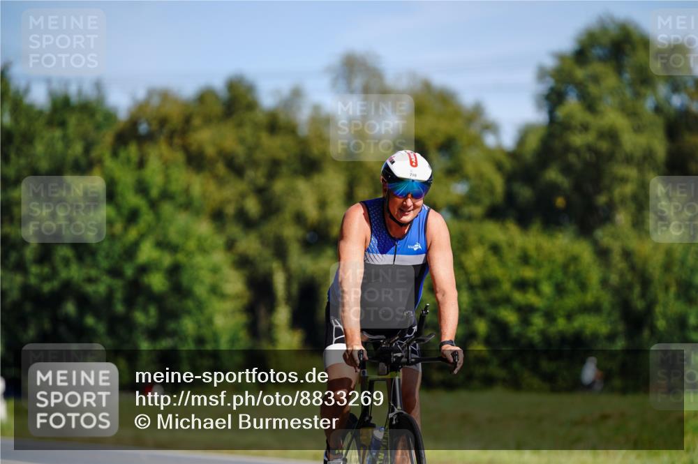 07.09.2025 - 19. Norderstedt Triathlon Michael Burmester http://msf.ph/oto/8833269 07.09.2025 11:45:42 Radfahren 710 meine-sportfotos.de