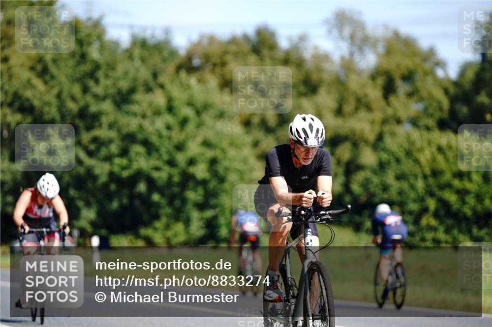 07.09.2025 - 19. Norderstedt Triathlon Michael Burmester http://msf.ph/oto/8833274 07.09.2025 11:46:28 Radfahren 237 meine-sportfotos.de