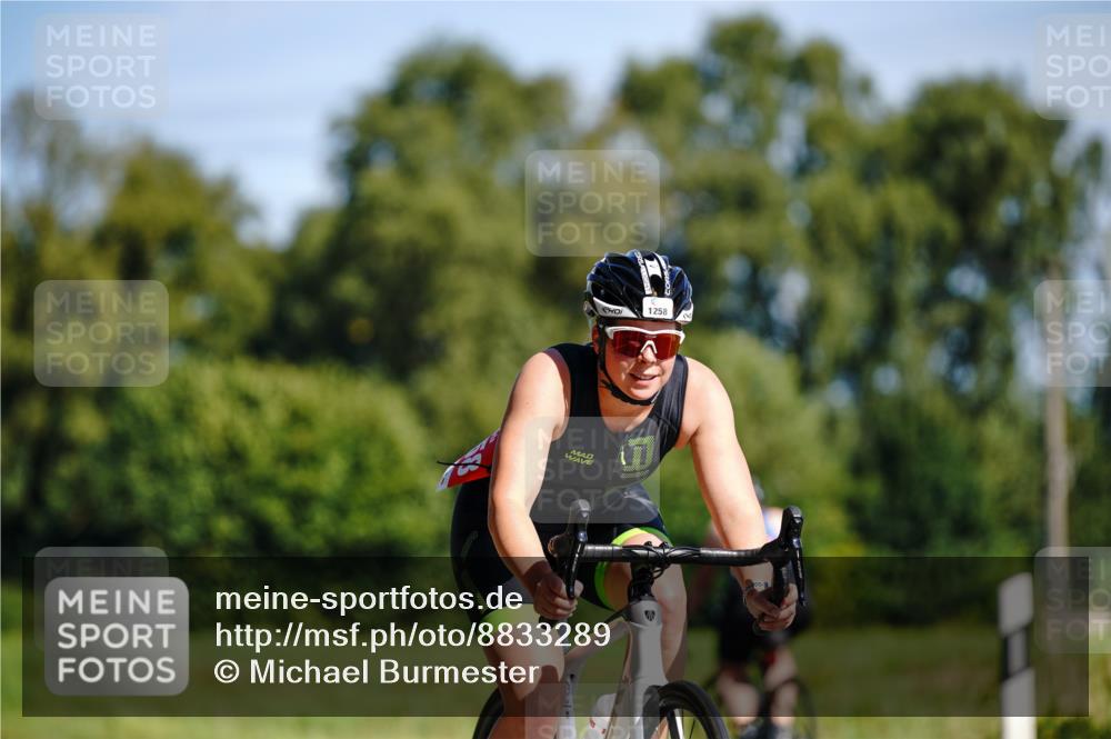 07.09.2025 - 19. Norderstedt Triathlon Michael Burmester http://msf.ph/oto/8833289 07.09.2025 11:46:48 Radfahren 736, 1258, 1333 meine-sportfotos.de
