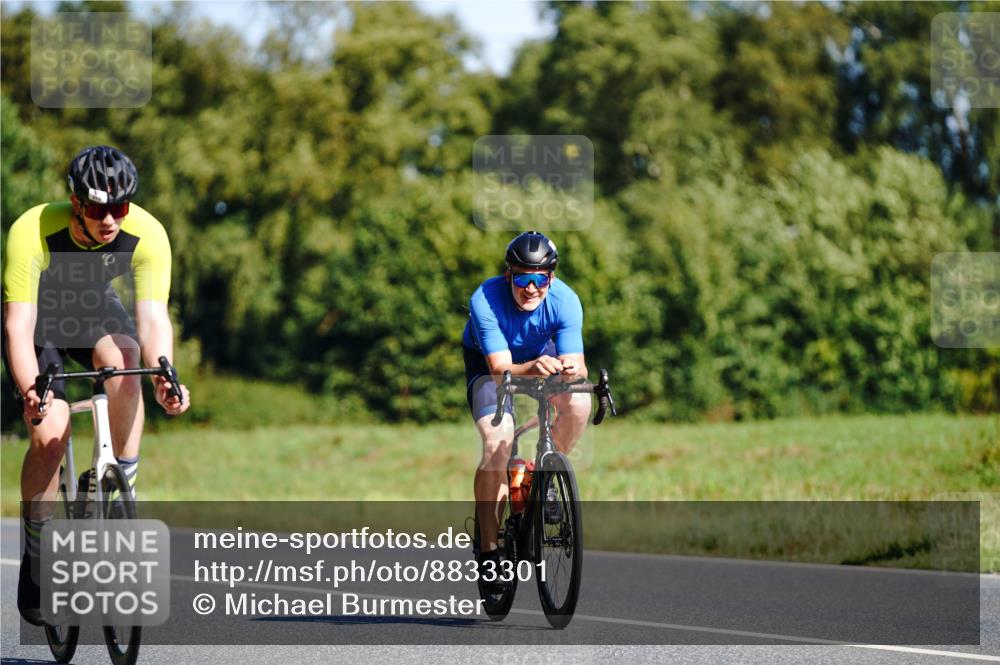 07.09.2025 - 19. Norderstedt Triathlon Michael Burmester http://msf.ph/oto/8833301 07.09.2025 11:47:25 Radfahren 279, 303 meine-sportfotos.de