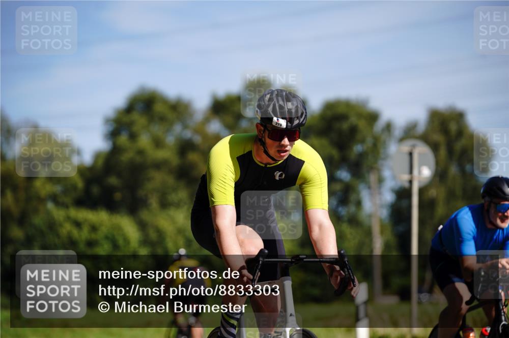 07.09.2025 - 19. Norderstedt Triathlon Michael Burmester http://msf.ph/oto/8833303 07.09.2025 11:47:26 Radfahren 279, 303 meine-sportfotos.de