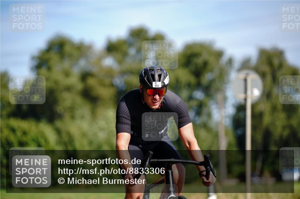 07.09.2025 - 19. Norderstedt Triathlon Michael Burmester http://msf.ph/oto/8833306 07.09.2025 11:47:30 Radfahren 155, 252, 279, 303 meine-sportfotos.de
