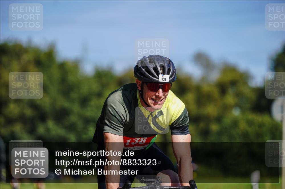07.09.2025 - 19. Norderstedt Triathlon Michael Burmester http://msf.ph/oto/8833323 07.09.2025 11:48:21 Radfahren 138, 1265 meine-sportfotos.de