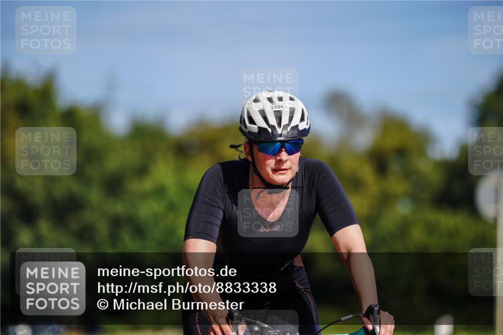 07.09.2025 - 19. Norderstedt Triathlon Michael Burmester http://msf.ph/oto/8833338 07.09.2025 11:48:51 Radfahren 1244 meine-sportfotos.de