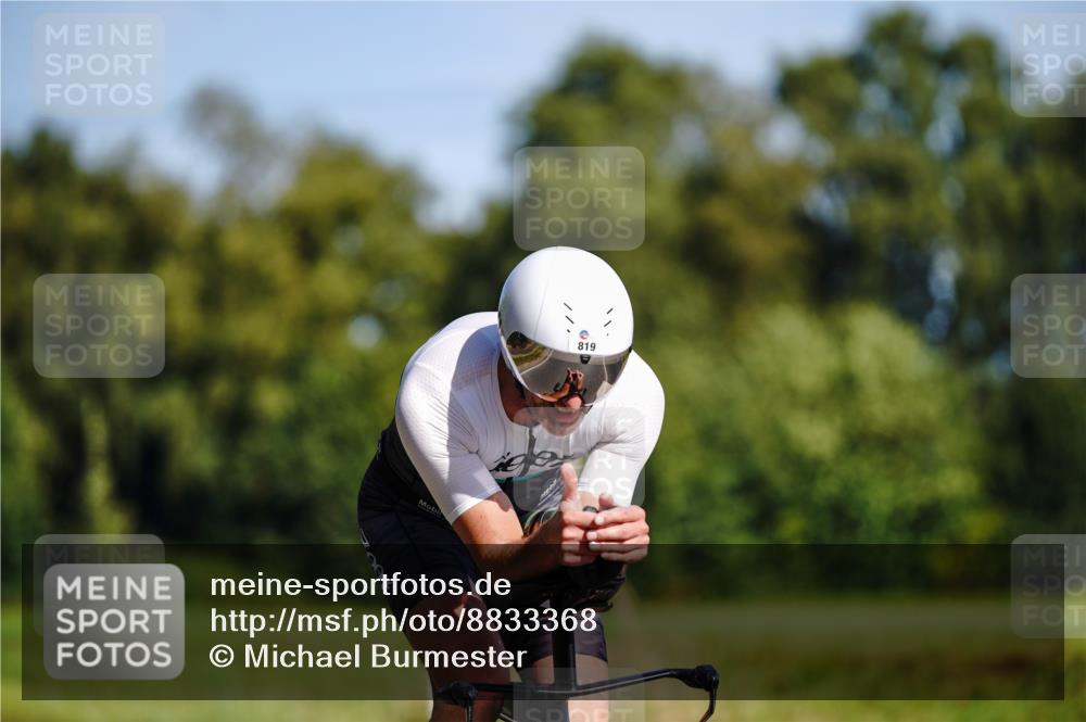 07.09.2025 - 19. Norderstedt Triathlon Michael Burmester http://msf.ph/oto/8833368 07.09.2025 11:50:16 Radfahren 228, 819 meine-sportfotos.de