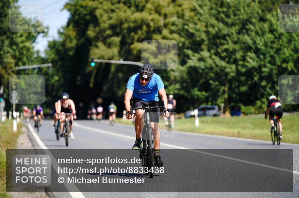 07.09.2025 - 19. Norderstedt Triathlon Michael Burmester http://msf.ph/oto/8833438 07.09.2025 11:53:36 Radfahren 846 meine-sportfotos.de