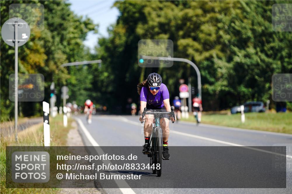 07.09.2025 - 19. Norderstedt Triathlon Michael Burmester http://msf.ph/oto/8833448 07.09.2025 11:53:45 Radfahren 168, 765, 1246 meine-sportfotos.de