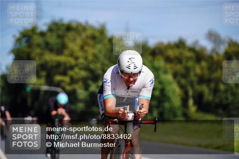 07.09.2025 - 19. Norderstedt Triathlon Michael Burmester http://msf.ph/oto/8833462 07.09.2025 11:54:13 Radfahren 281, 861, 1363 meine-sportfotos.de