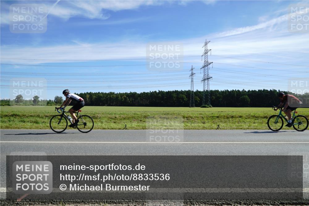 07.09.2025 - 19. Norderstedt Triathlon Michael Burmester http://msf.ph/oto/8833536 07.09.2025 11:53:35 Radfahren  meine-sportfotos.de