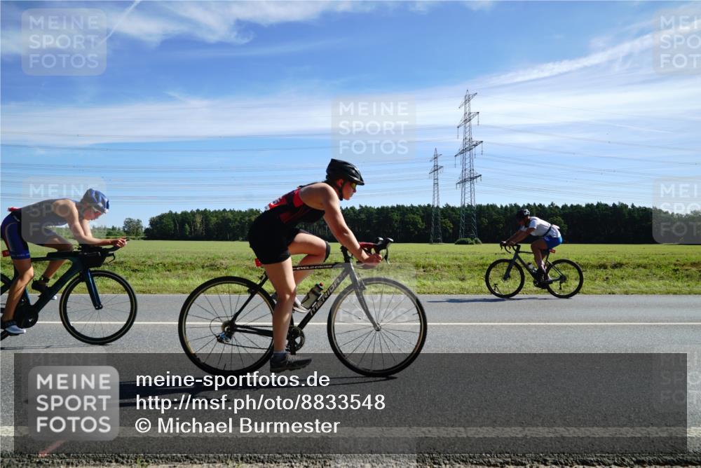 07.09.2025 - 19. Norderstedt Triathlon Michael Burmester http://msf.ph/oto/8833548 07.09.2025 11:53:42 Radfahren 168, 765, 846 meine-sportfotos.de