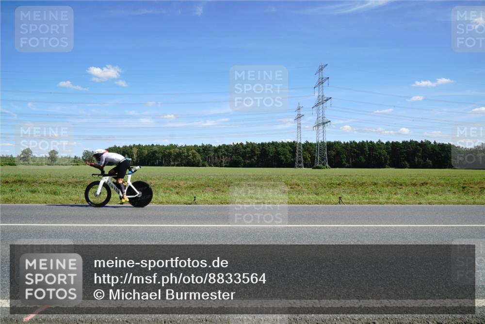 07.09.2025 - 19. Norderstedt Triathlon Michael Burmester http://msf.ph/oto/8833564 07.09.2025 13:54:50 Radfahren  meine-sportfotos.de