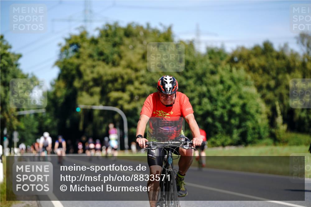07.09.2025 - 19. Norderstedt Triathlon Michael Burmester http://msf.ph/oto/8833571 07.09.2025 12:03:09 Radfahren 793, 1244, 1247, 1251, 1307 meine-sportfotos.de