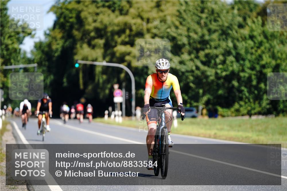 07.09.2025 - 19. Norderstedt Triathlon Michael Burmester http://msf.ph/oto/8833584 07.09.2025 12:03:19 Radfahren 737, 761, 1329 meine-sportfotos.de