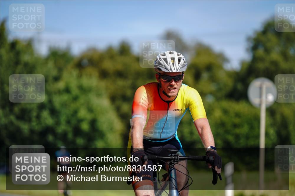 07.09.2025 - 19. Norderstedt Triathlon Michael Burmester http://msf.ph/oto/8833587 07.09.2025 12:03:21 Radfahren 761, 1329 meine-sportfotos.de