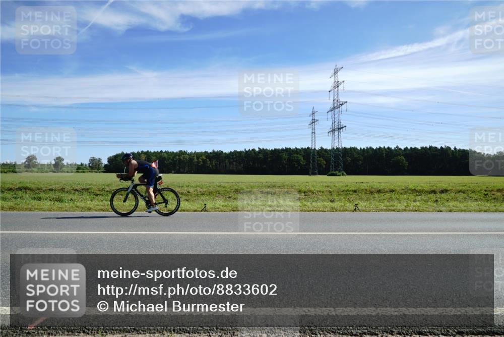 07.09.2025 - 19. Norderstedt Triathlon Michael Burmester http://msf.ph/oto/8833602 07.09.2025 11:54:07 Radfahren  meine-sportfotos.de