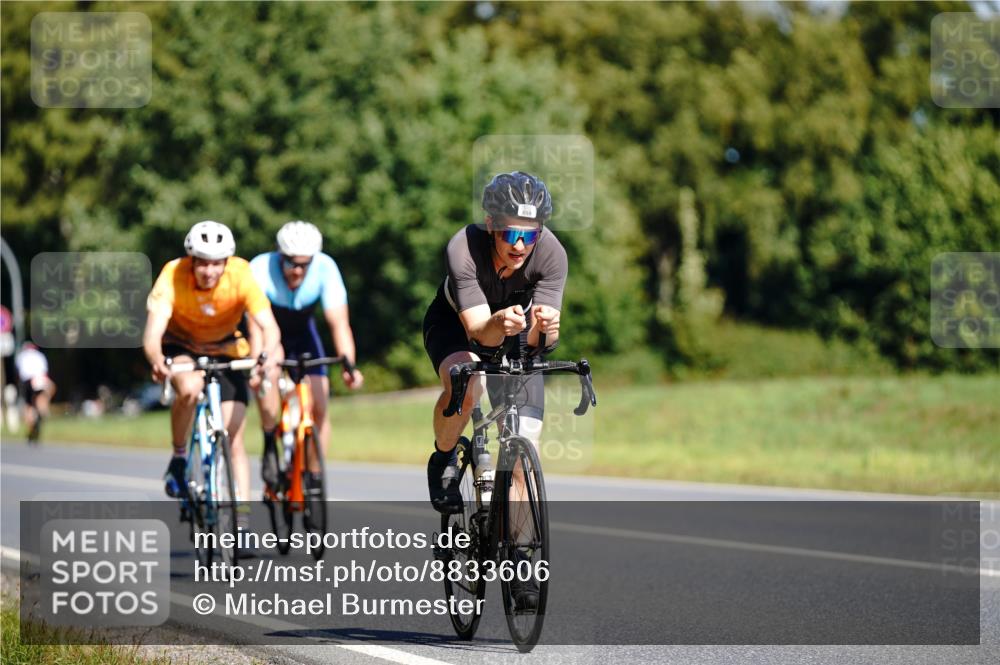 07.09.2025 - 19. Norderstedt Triathlon Michael Burmester http://msf.ph/oto/8833606 07.09.2025 12:03:50 Radfahren 149, 859, 1319 meine-sportfotos.de