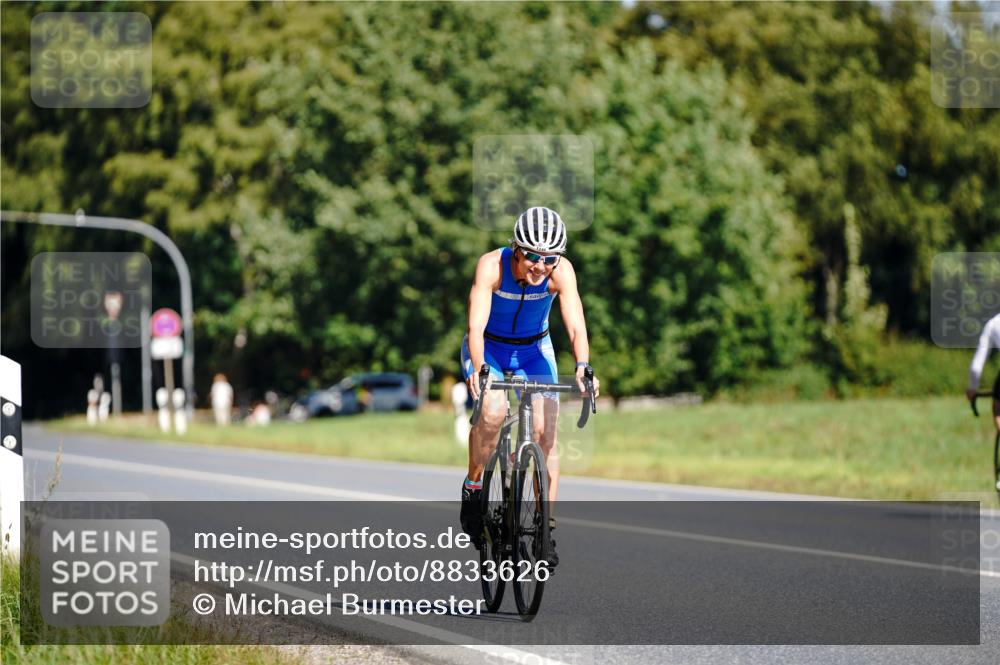 07.09.2025 - 19. Norderstedt Triathlon Michael Burmester http://msf.ph/oto/8833626 07.09.2025 12:04:15 Radfahren 293, 1248 meine-sportfotos.de