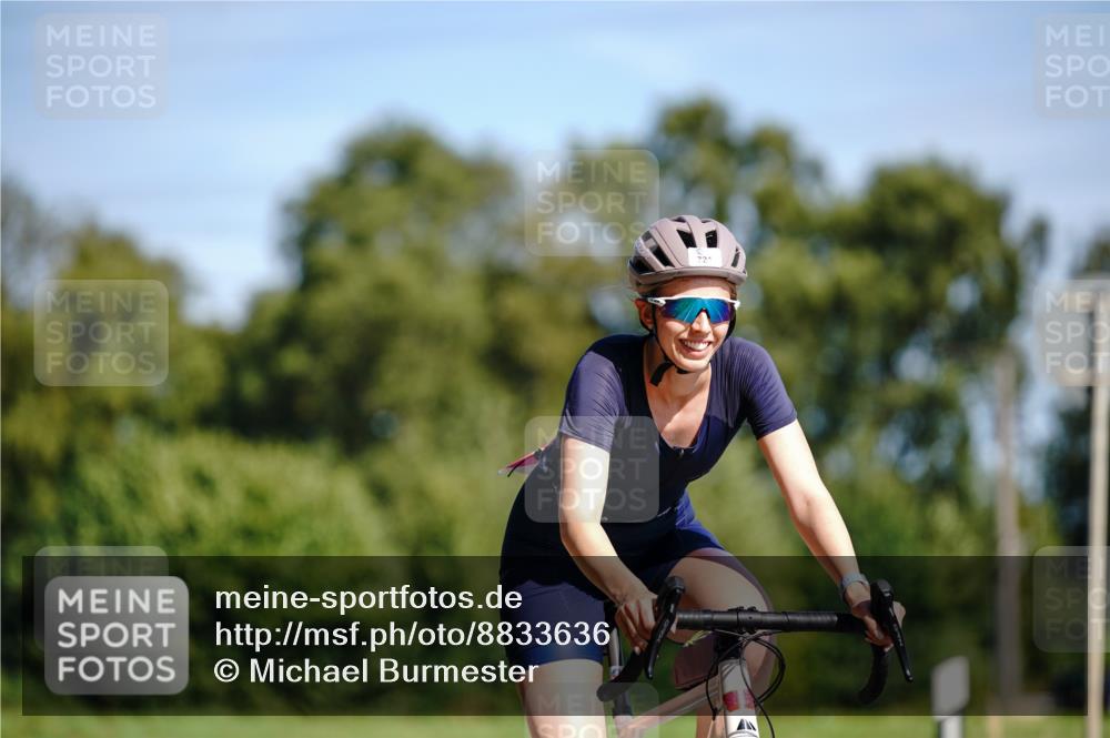 07.09.2025 - 19. Norderstedt Triathlon Michael Burmester http://msf.ph/oto/8833636 07.09.2025 12:04:32 Radfahren 721 meine-sportfotos.de