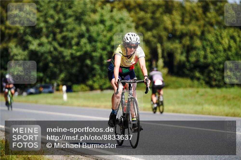 07.09.2025 - 19. Norderstedt Triathlon Michael Burmester http://msf.ph/oto/8833637 07.09.2025 12:04:36 Radfahren 721, 860 meine-sportfotos.de