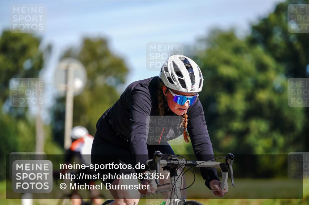 07.09.2025 - 19. Norderstedt Triathlon Michael Burmester http://msf.ph/oto/8833657 07.09.2025 12:05:05 Radfahren 763, 852 meine-sportfotos.de
