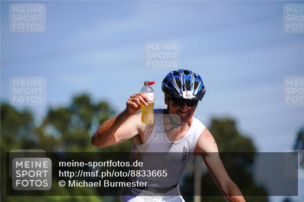 07.09.2025 - 19. Norderstedt Triathlon Michael Burmester http://msf.ph/oto/8833665 07.09.2025 12:05:10 Radfahren 697 meine-sportfotos.de