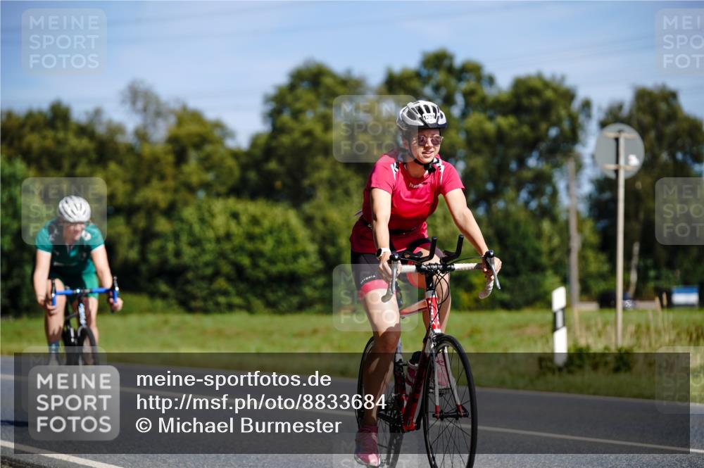 07.09.2025 - 19. Norderstedt Triathlon Michael Burmester http://msf.ph/oto/8833684 07.09.2025 12:05:18 Radfahren 168, 227, 720, 724, 727, 1311, 1339 meine-sportfotos.de