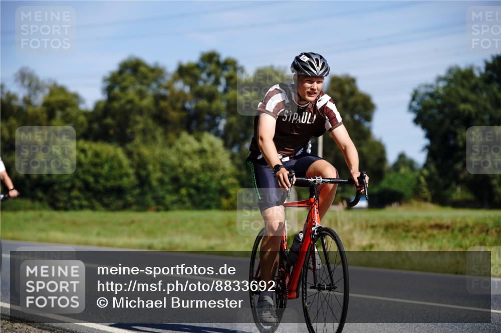 07.09.2025 - 19. Norderstedt Triathlon Michael Burmester http://msf.ph/oto/8833692 07.09.2025 12:05:20 Radfahren 169, 227, 720, 724, 727, 1311, 1339 meine-sportfotos.de