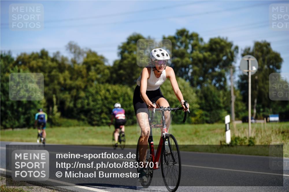 07.09.2025 - 19. Norderstedt Triathlon Michael Burmester http://msf.ph/oto/8833701 07.09.2025 12:05:24 Radfahren 169, 731, 1311 meine-sportfotos.de