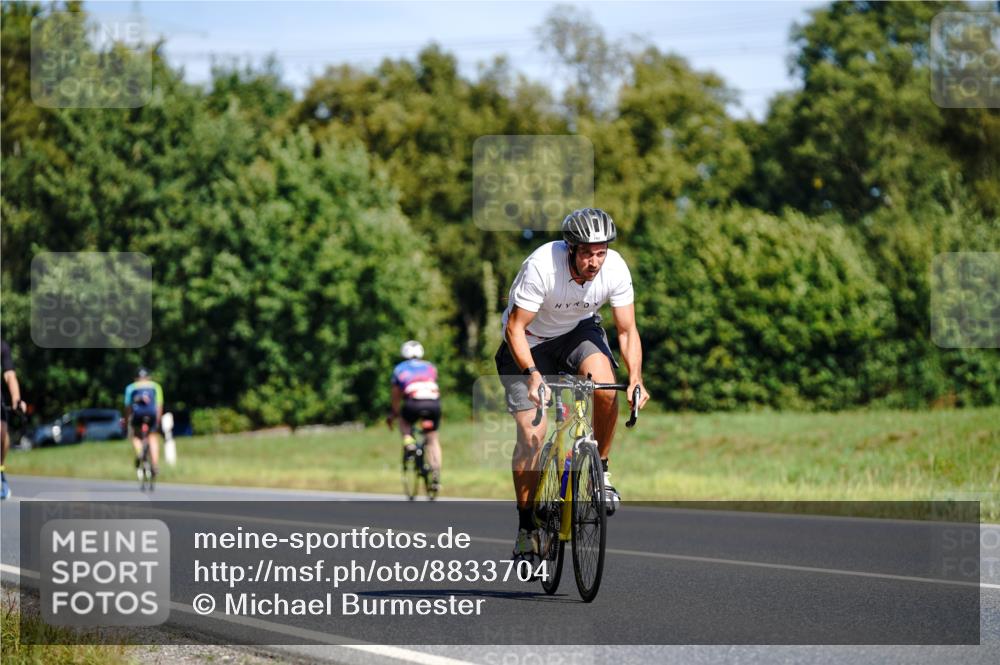 07.09.2025 - 19. Norderstedt Triathlon Michael Burmester http://msf.ph/oto/8833704 07.09.2025 12:05:26 Radfahren 169, 731, 782 meine-sportfotos.de