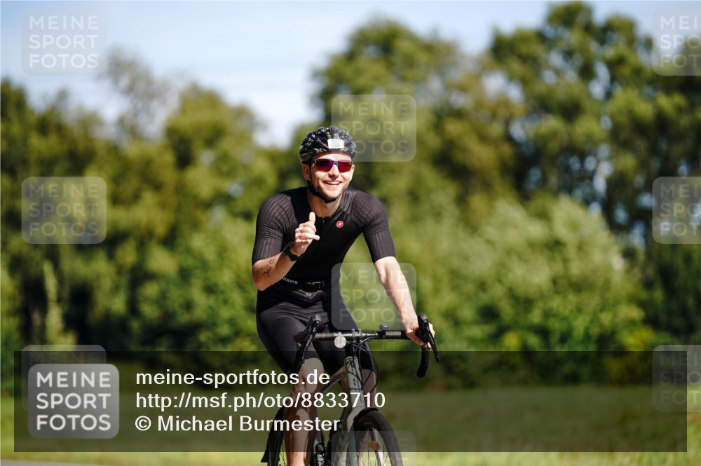 07.09.2025 - 19. Norderstedt Triathlon Michael Burmester http://msf.ph/oto/8833710 07.09.2025 12:05:29 Radfahren 260, 731, 782 meine-sportfotos.de