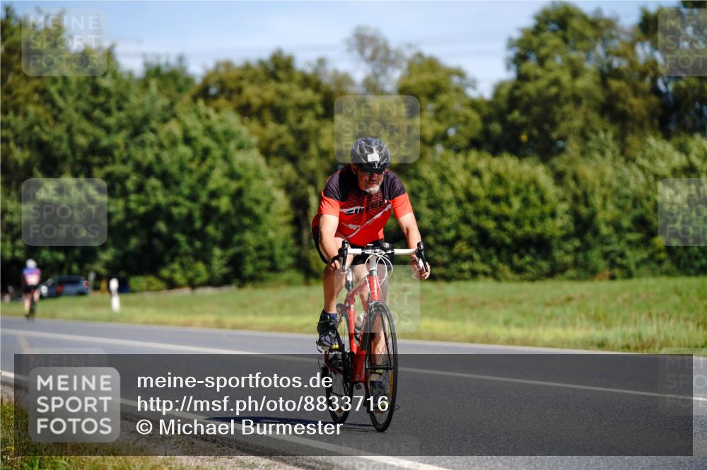 07.09.2025 - 19. Norderstedt Triathlon Michael Burmester http://msf.ph/oto/8833716 07.09.2025 12:05:31 Radfahren 182, 260, 782 meine-sportfotos.de