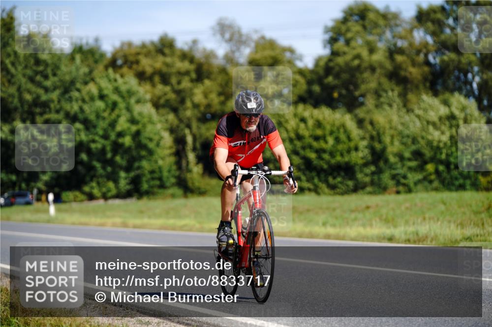 07.09.2025 - 19. Norderstedt Triathlon Michael Burmester http://msf.ph/oto/8833717 07.09.2025 12:05:31 Radfahren 182, 260, 782 meine-sportfotos.de