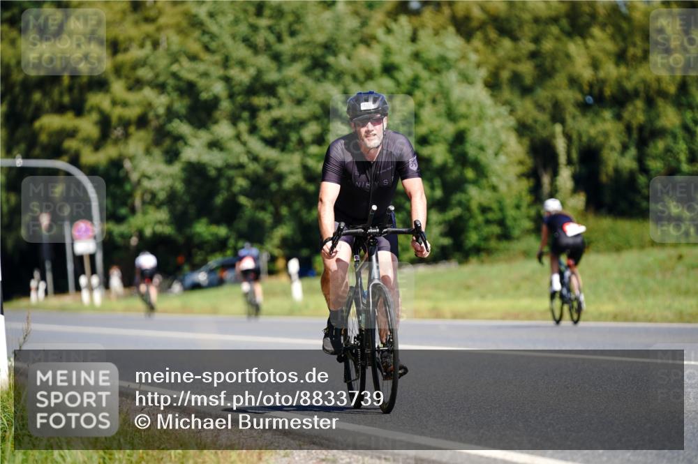 07.09.2025 - 19. Norderstedt Triathlon Michael Burmester http://msf.ph/oto/8833739 07.09.2025 12:05:59 Radfahren 729, 1392 meine-sportfotos.de