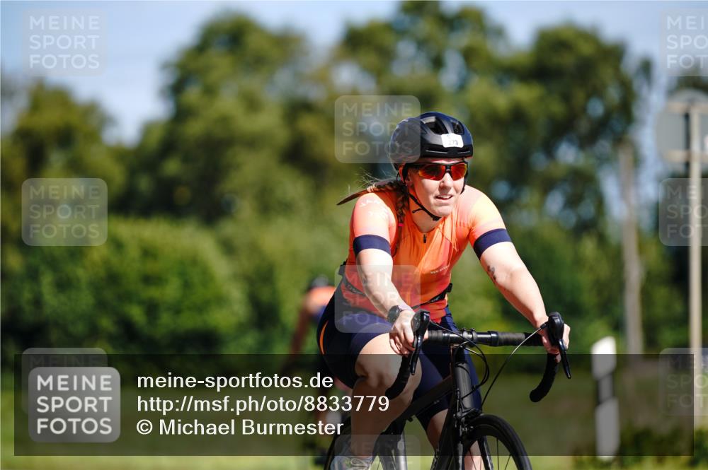 07.09.2025 - 19. Norderstedt Triathlon Michael Burmester http://msf.ph/oto/8833779 07.09.2025 12:07:34 Radfahren 273, 748 meine-sportfotos.de