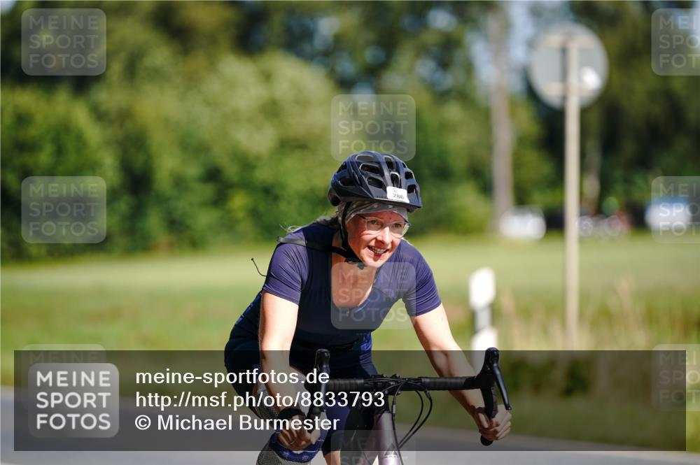 07.09.2025 - 19. Norderstedt Triathlon Michael Burmester http://msf.ph/oto/8833793 07.09.2025 12:07:49 Radfahren 286 meine-sportfotos.de