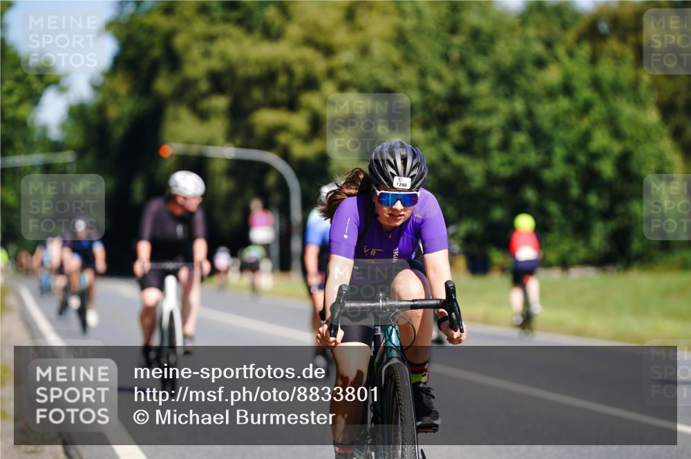 07.09.2025 - 19. Norderstedt Triathlon Michael Burmester http://msf.ph/oto/8833801 07.09.2025 12:08:26 Radfahren 208, 287, 757, 1246, 1338, 1367 meine-sportfotos.de