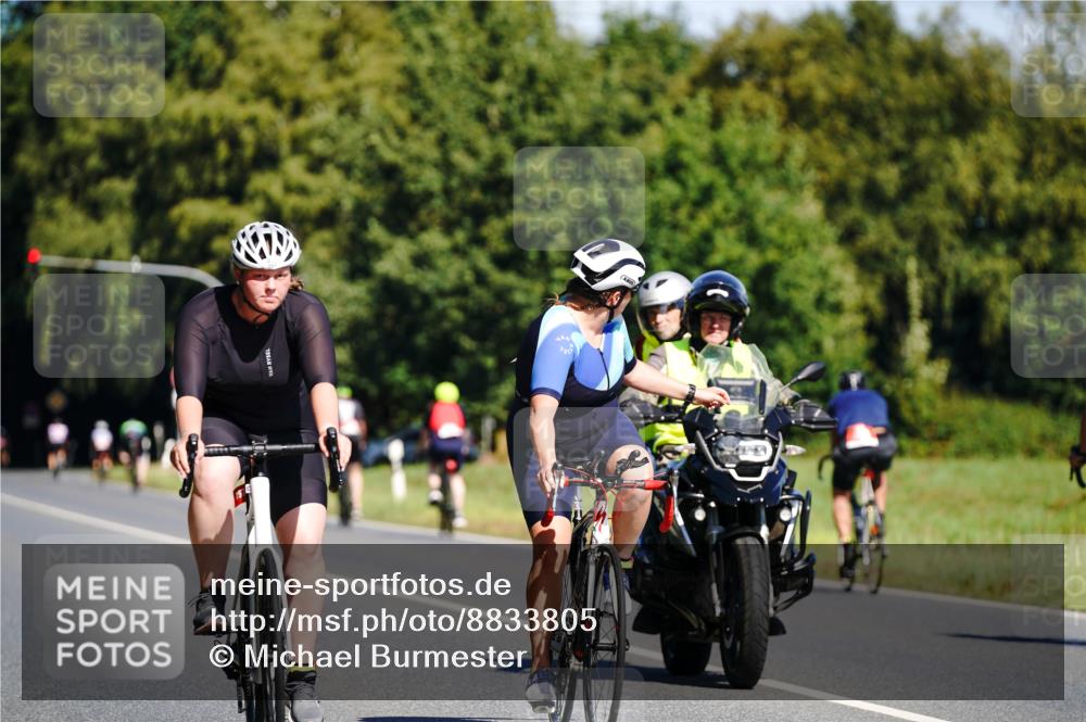 07.09.2025 - 19. Norderstedt Triathlon Michael Burmester http://msf.ph/oto/8833805 07.09.2025 12:08:28 Radfahren 208, 757, 824, 1246, 1338, 1367 meine-sportfotos.de
